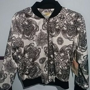 Light weight jacket